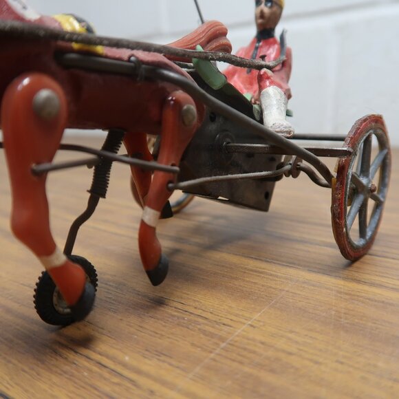 Arabian Tin Harness Racing Wind-Up Toy with Key - Picture 5 of 11